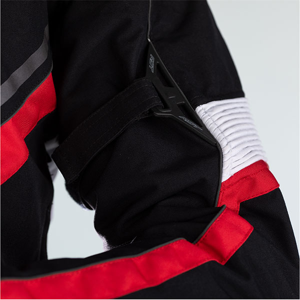 rst_jacket_textile_sabre_black-white-red_detail2.jpg