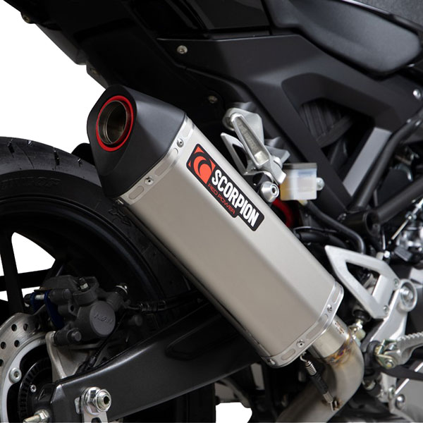 scorpion-exhaust_serket-parallel-full_honda-cb-125-r_18-20_titanium_on-bike.jpg