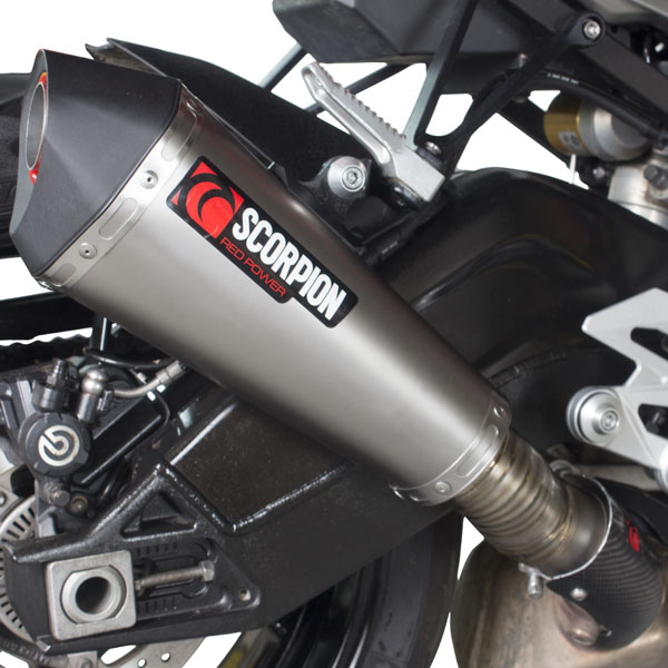 scorpion-exhaust_serket-taper_bmw_s1000r_14-15_on-bike_close-up.jpg