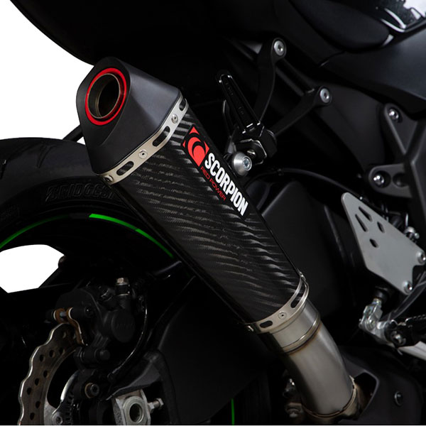 scorpion-exhaust_serket-taper_kawasaki-ninja-zx-6r_19-20_carbon-fibre_on-bike.jpg