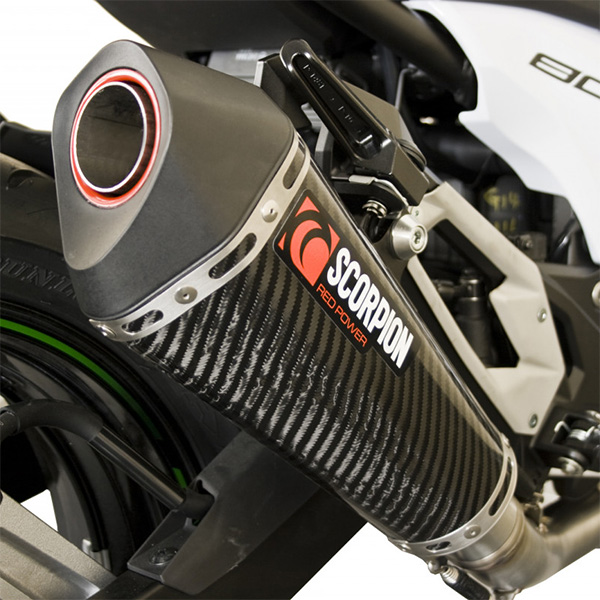 scorpion-exhausts_serket-taper_kawasaki_z800_13-16_carbon_on-bike-close.jpg