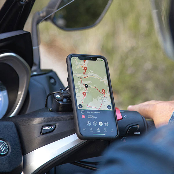 sp-connect_phone-mounts-and-cases_brake-mount_lifestyle5.jpg