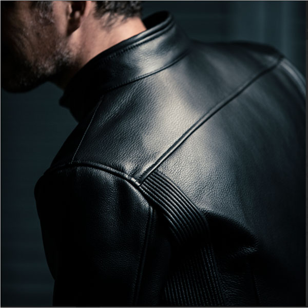 spidi_jacket-leather_premium_black_lifestyle2.jpg