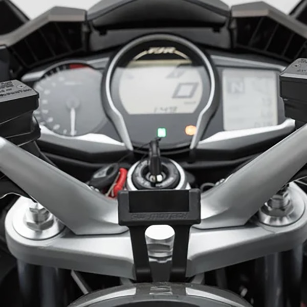 sw_motech_bike_specific_handlebar_gps_mount_yamaha_fjr_1300.jpg