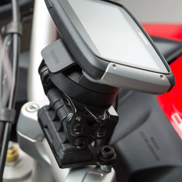 sw_motech_ducati_multistrada_1200_1260_950_detail2.jpg