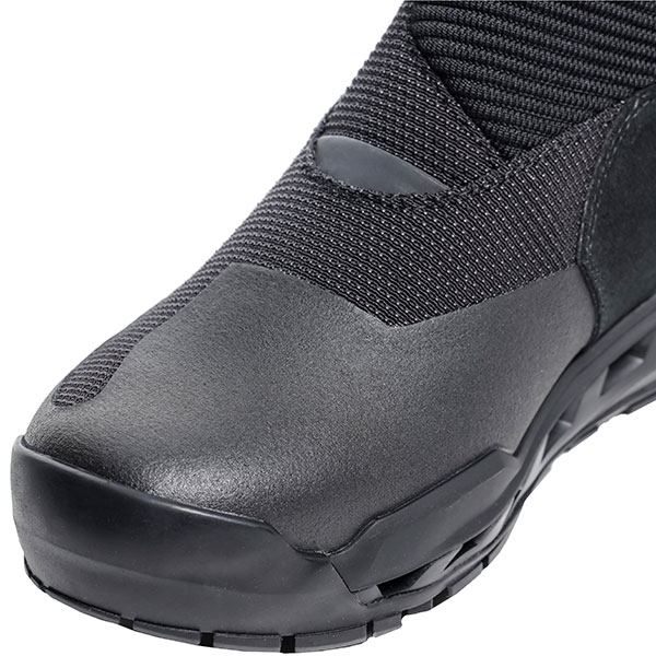 tcx_boots_climma-surround-2_black-grey_detail7.jpg