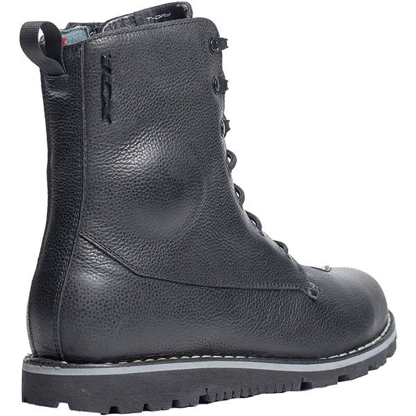 tcx_boots_hero-2-wp_black_detail2.jpg