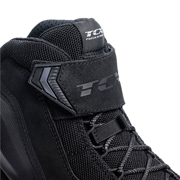 tcx_boots_jupiter-5-gore-tex_black_detail5.jpg