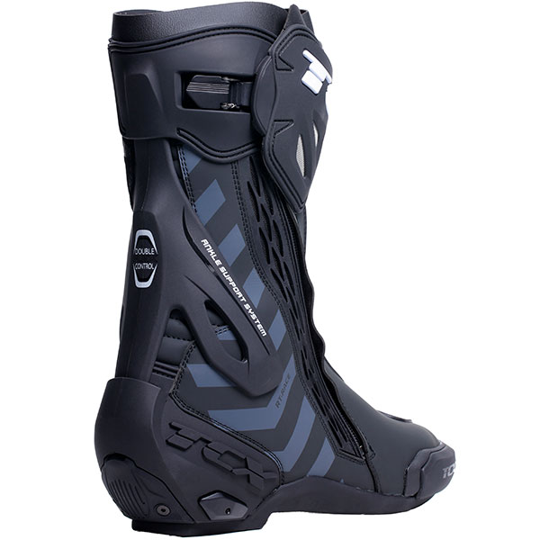 tcx_boots_rt-race_black-grey_detail2.jpg