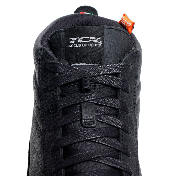 tcx_boots_street-3_black-white_detail5.jpg