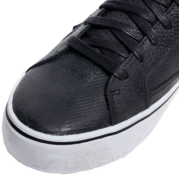 tcx_boots_street-3_black-white_detail6.jpg