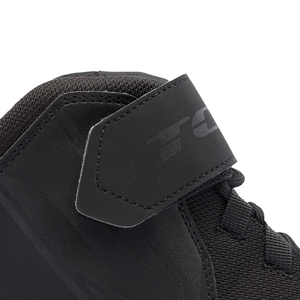 tcx_shifter_sport_boots_black_detail6.jpg