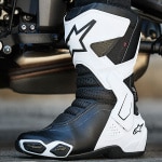 alpinestars_boots_leather_ladies_smx-6-v3-drystar_white-black_lifestyle1.jpg