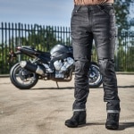 bull-it_textile_jeans_bobber-skinny-covec_black_lifestyle1.jpg