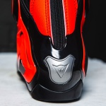 dainese_boots_textile_torque-3-out_black-fluo-red_lifestyle4.jpg