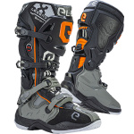 eleveit_x-legend-off-road-boots_grey-orange.jpg