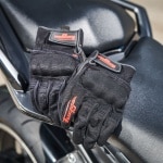 furygan_textile_gloves_jet-d30_black-red_lifestyle2.jpg