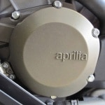 gbracing_alternator-cover_aprilia_ec-rsv4-2010-1-gbr_dertail1.jpg