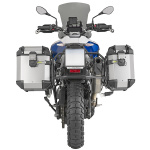 givi_pannier-holders-bmw-f900gs_plo5145cam_detail1.jpg