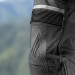 held_trousers_textile_omberg_gtx_black_lifestyle1.jpg