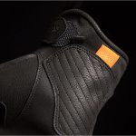 icon_gloves_outdrive_black_detail5.jpg