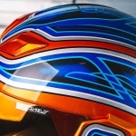 icon_helmet_airflite_el-centro_blue-gold_lifestyle4.jpg