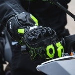 ls2_gloves_leather_swift_black-neon-yellow_lifestyle1.jpg