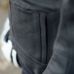 merlin_jacket_leather_gable-ii-d3o-waterproof_black_lifestyle5.jpg