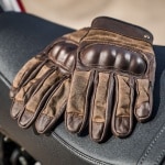 merlin_mixed_gloves_glenn_brown_lifestyle4.jpg