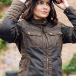 merlin_shenstone-ladies-wax-cotton-jacket_brown_lifestyle2.jpg