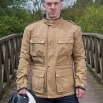 merlin_textile-jacket_motley_tan_lifestyle1.jpg