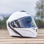 mt_helmet_storm-sv_solid-gloss-white_lifestyle1.jpg