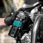 muc-off_cleaner_protectant-500ml_lifestyle.jpg