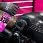 muc-off_cleaner_waterless-wash_lifestyle.jpg