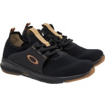 oakley_casual-wear-shoes_dry-trainers_black.jpg