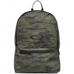 oakley_luggage_the-freshman-packable-backpack_brush-tiger-camo-green.jpg