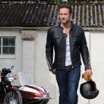 oxford__leather-jacket_bladon_black_lifestyle4.jpg