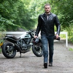 oxford_jacket_leather_route-73-2-0_black_lifestyle2.jpg