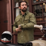 oxford_jackets_original-approved-aa-shirt_khaki_lifestyle1.jpg