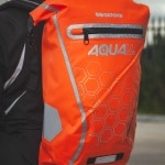 oxford_luggage_aqua-v20-rollbag_orange_lifestyle1.jpg