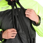 oxford_waterproofs_rainseal-oversuit_black-fluo_detail5.jpg