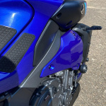 pyramid-infill-panels-icon-blue-yamaha-blue-yamaha-mt-10-2022_lifestyle1.jpg