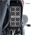 r&g_oil-cooler-guard_ducati-scrambler_detail1.jpg