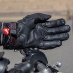 richa_gloves_ghent-gtx_black_lifestyle5.jpg