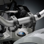 rizoma-az451d-handlebar-swept-back-riser-kit-bmw-r1200gs-r1250gs-adventure_detail1.jpg