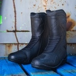 rst_boots_atlas-ce-waterproof_black-black_lifestyle1.jpg