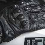 rukka_leather_gloves_stancer_black_lifestyle2.jpg