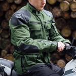 sayan_textile-waterproof-jacket_forest-green_lifestyle1.jpg