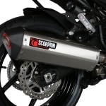 scorpion-exhaust_serket-parallel_kawasaki_versys-1000-tourer-and-gt_2015_close-up.jpg