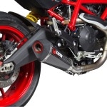 scorpion-exhaust_serket-taper_ducati-monster-797_carbon_close.jpg